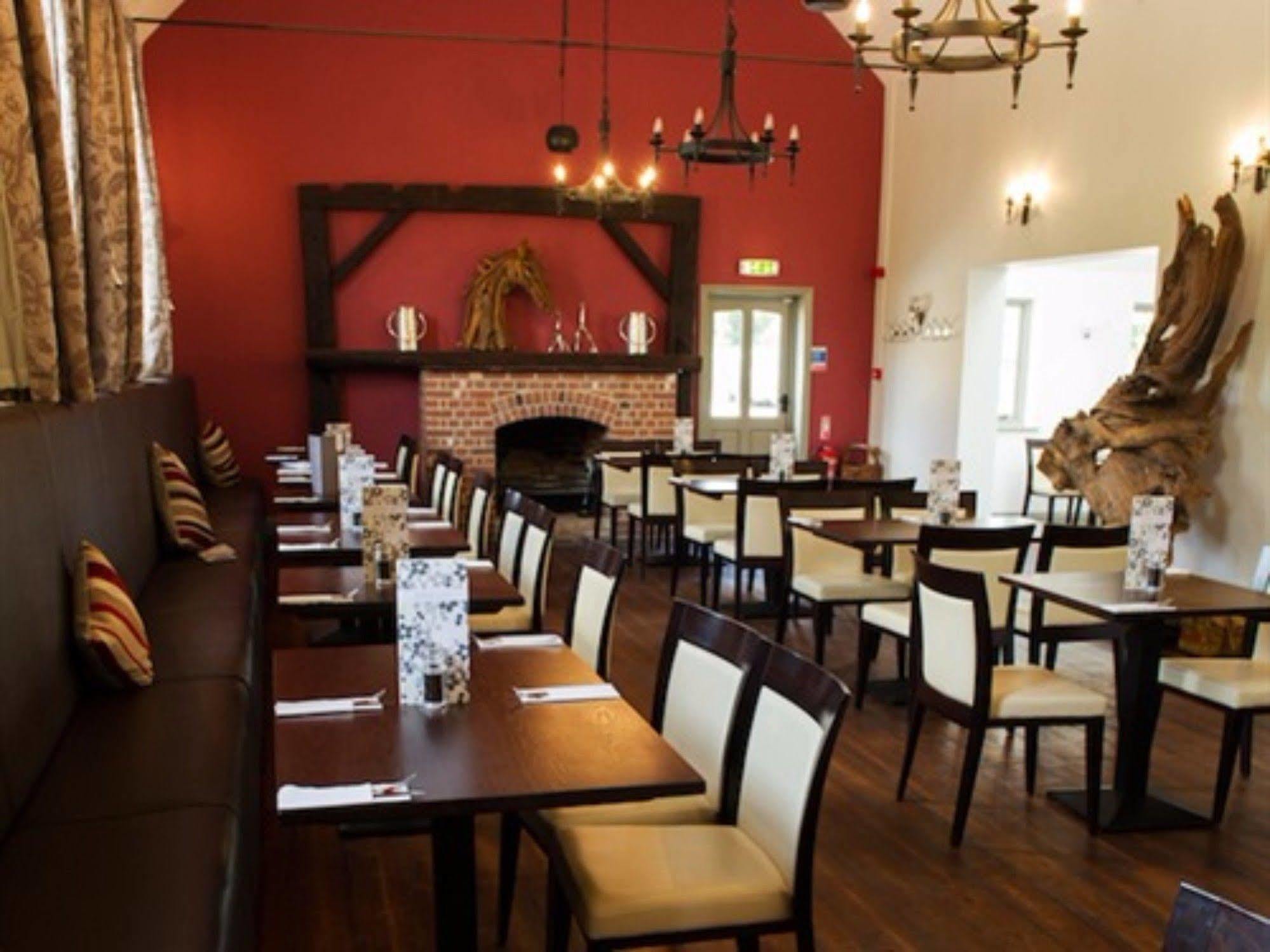 The Dean Ale & Cider House Hotel Чичестър Екстериор снимка